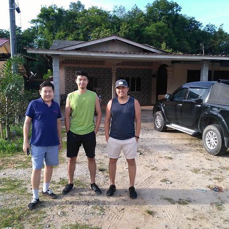 Homestay Jertih Besut Terengganu Bagian luar foto