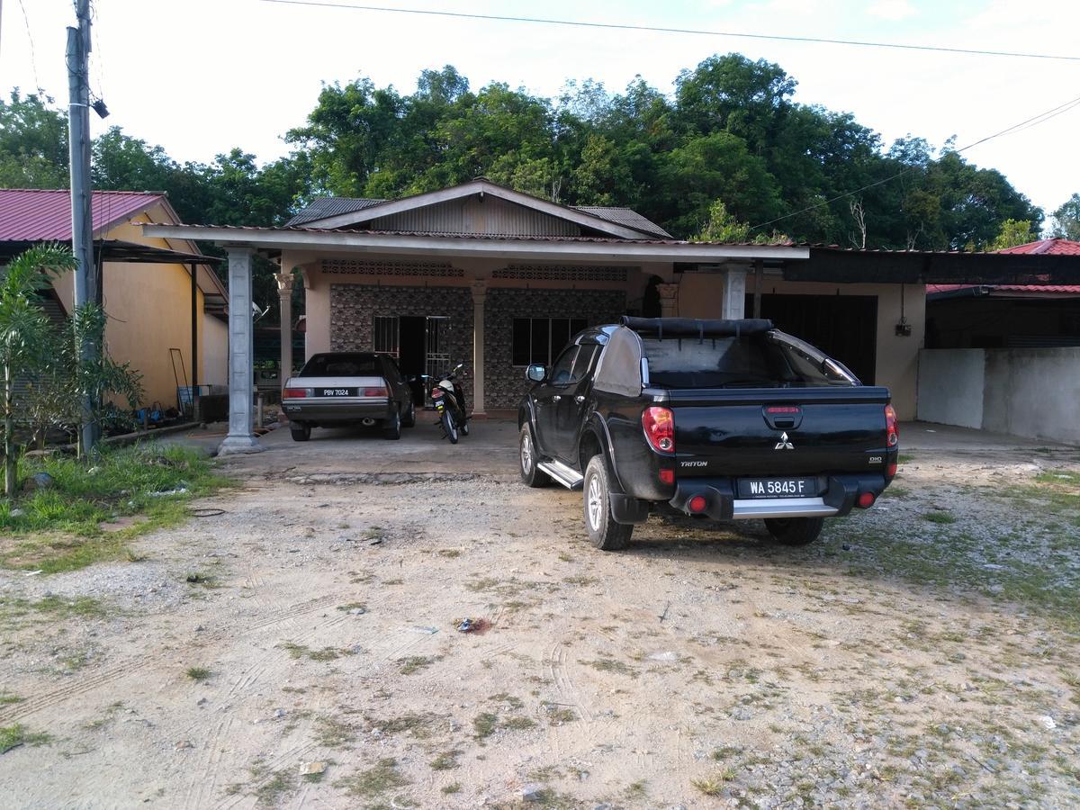 Homestay Jertih Besut Terengganu Bagian luar foto