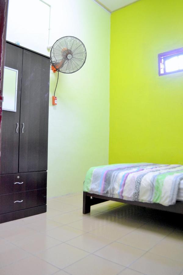 Homestay Jertih Besut Terengganu Bagian luar foto